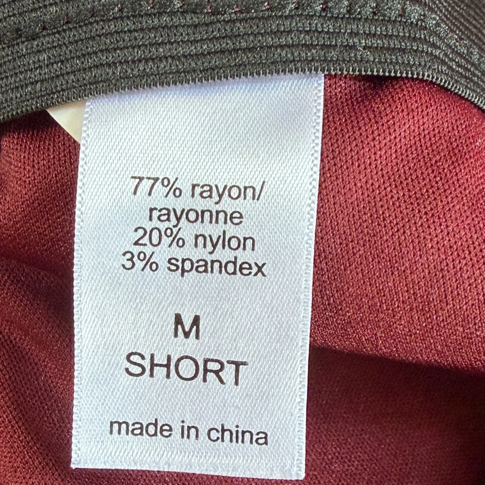 Women’s Burgundy Pants - Picture 6 of 6